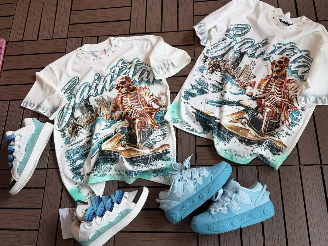 Combo Saintstar: Camiseta esqueleto + tenis blanco o verde agua